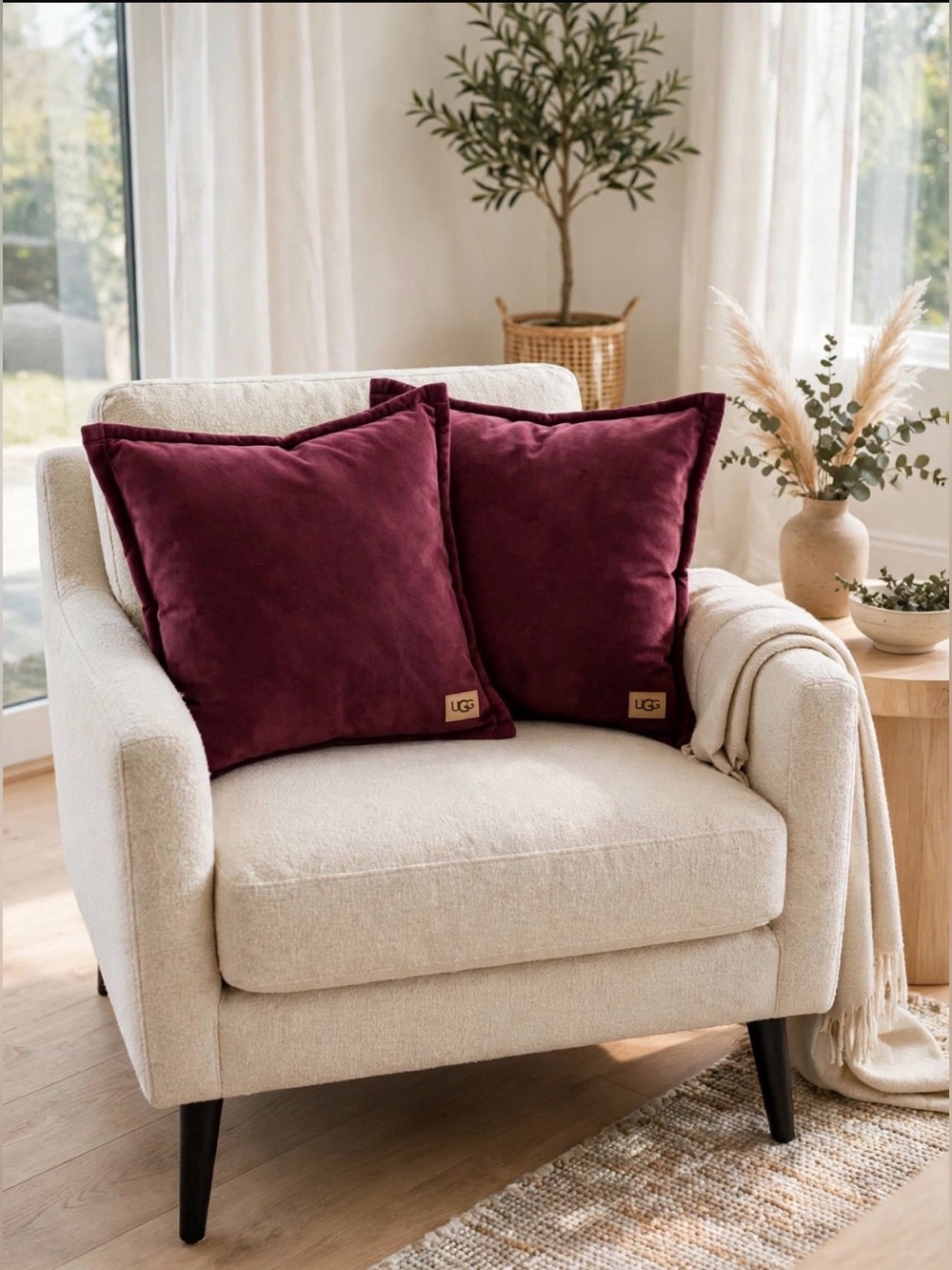 ๐ฅ UGG Coco Large Decorative Accent Throw Pillows Set of 2 Burgundy Velvet 20"x20
